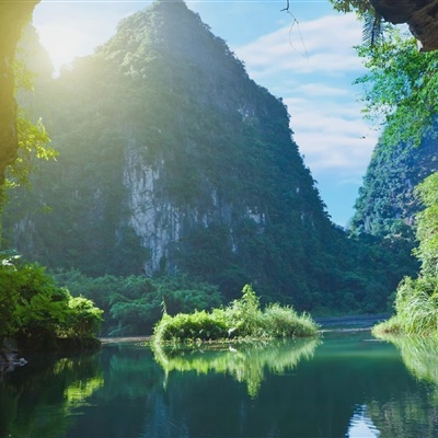 青山绿水好风光,有情之人不孤单猜一生肖，详细解答、全面解答解释落实